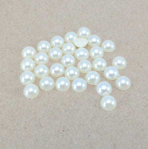 Pearl Beads - Flat back - 4 x 8mm (+-100) (14g)