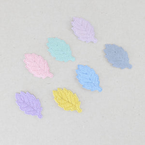 Badges/Patches - Stich on leaves - 30 x 45mm (4 Pack)
